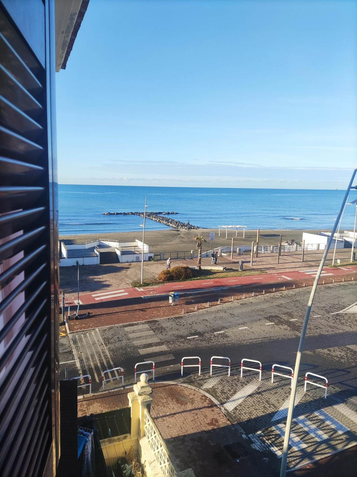 Apartment With Seaview Casa Davidoff Lido di Ostia Exterior foto